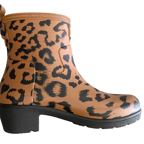 Hunter Original Leopard Print Refined Low Heel Wellies - Picture 10 of 16